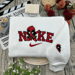 Deadpool And Wolverine Chibi Style Embroidered Sweatshirts, Cute Hero Embroidered Hoodies (3)